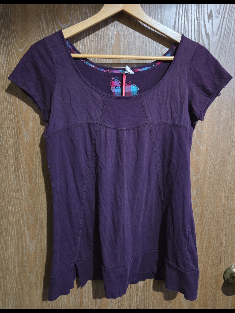 Y2K Element Women's Plum Scoop Neck Short Sleeve Tee